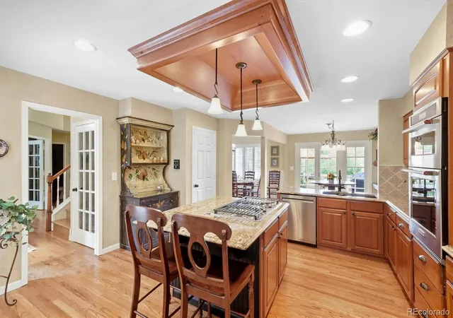 Photo 4 of Single family home for sale at 5 White Pine Pl, Littleton, CO 80127 | MLS# 7220908 | Listing updated on 2026-10-22