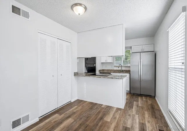 Photo 4 of Townhouse for sale at 6650 E Arizona Ave #113, Denver, CO 80224 | MLS# 7395985 | Listing updated on 2026-09-30