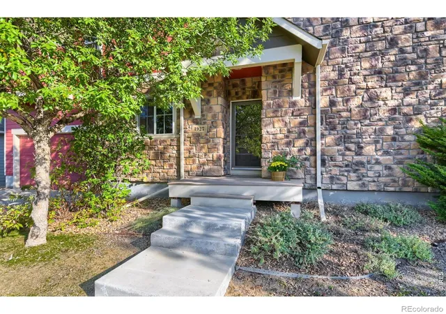 Photo 2 of Single family home for sale at 1927 Windemere Ln, Erie, CO 80516 | MLS# IR1069233 | Listing updated on 2026-09-24