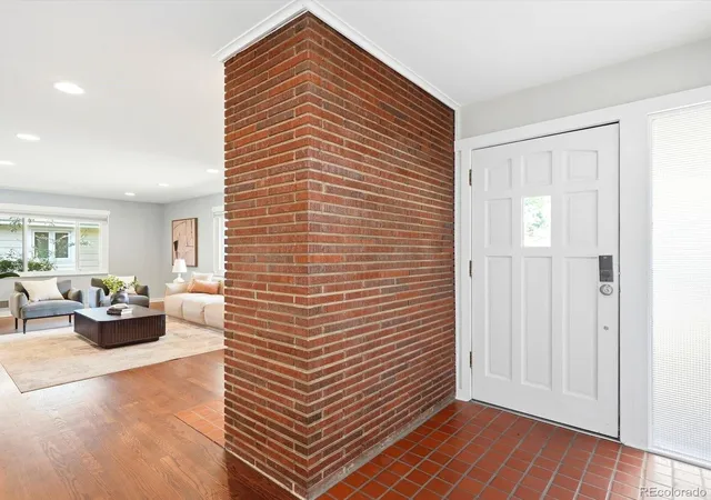 Photo 4 of Single family home for sale at 2338 E Floyd Pl, Englewood, CO 80113 | MLS# 3684763 | Listing updated on 2026-10-04