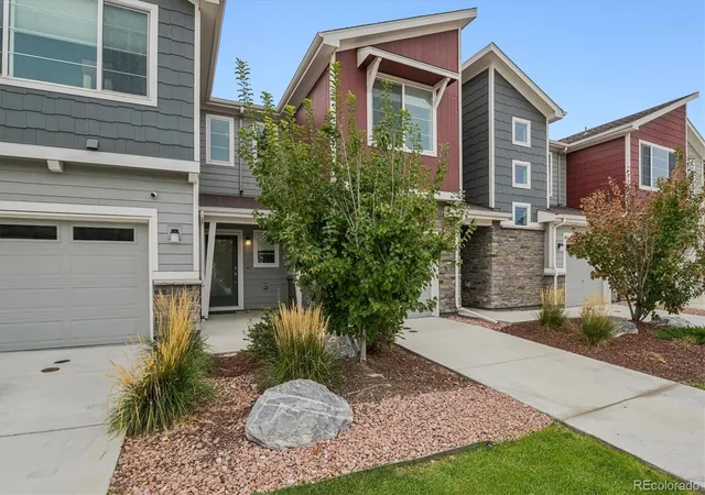 Photo 2 of Townhouse for sale at 9752 Ash Ln, Thornton, CO 80229 | MLS# 9129424 | Listing updated on 2026-09-30