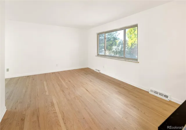 Photo 3 of Single family home for sale at 860 Newcombe St, Lakewood, CO 80215 | MLS# 5313719 | Listing updated on 2026-10-09