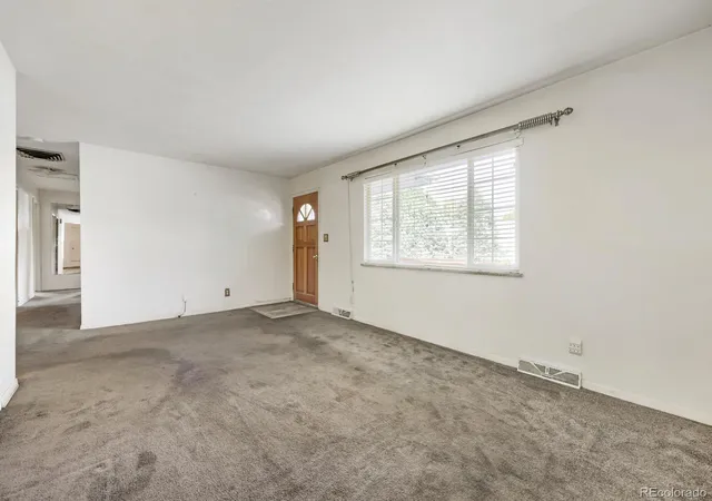 Photo 4 of Single family home for sale at 6165 Gray St, Arvada, CO 80003 | MLS# 4579871 | Listing updated on 2026-10-06