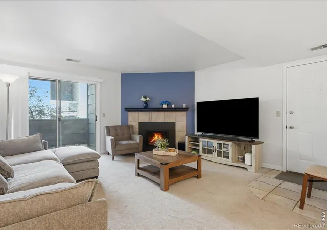 Photo 2 of Condo for sale at 4654 White Rock Cir #3, Boulder, CO 80301 | MLS# IR1069239 | Listing updated on 2026-09-25
