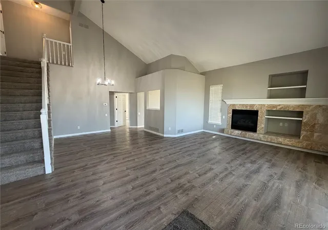 Photo 3 of Townhouse for sale at 2972 W Long Dr #E, Littleton, CO 80120 | MLS# 7217502 | Listing updated on 2026-10-03