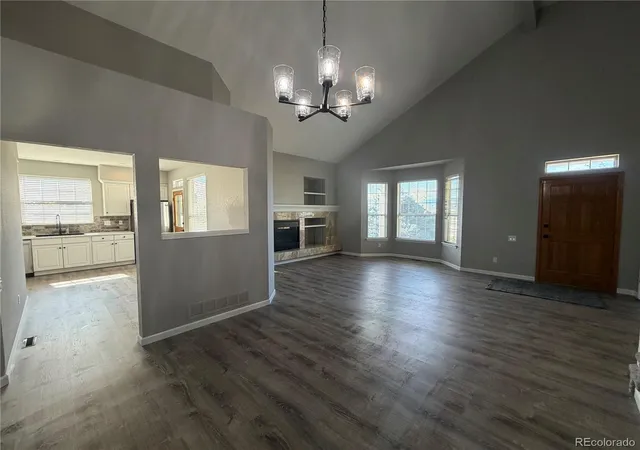 Photo 4 of Townhouse for sale at 2972 W Long Dr #E, Littleton, CO 80120 | MLS# 7217502 | Listing updated on 2026-10-03