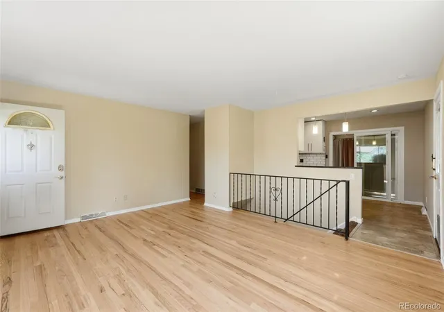Photo 2 of Single family home for sale at 194 S Reed St, Lakewood, CO 80226 | MLS# 2290304 | Listing updated on 2026-09-25