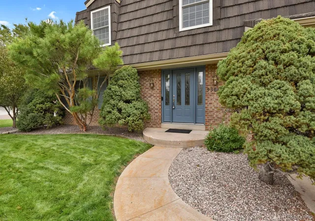 Photo 2 of Single family home for sale at 5300 S Garland Way, Littleton, CO 80123 | MLS# 4994008 | Listing updated on 2026-09-24
