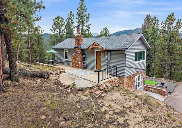 Photo 2 of Single family home for sale at 28001 Camel Hts Cir, Evergreen, CO 80439 | MLS# 4092509 | Listing updated on 2026-10-06