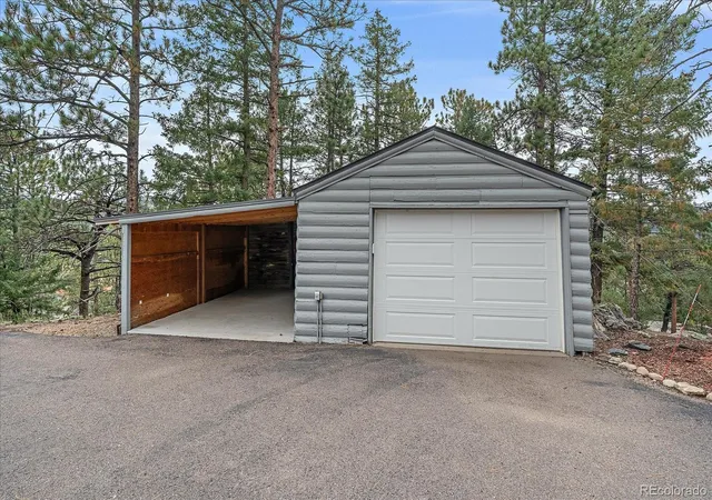 Photo 4 of Single family home for sale at 28001 Camel Hts Cir, Evergreen, CO 80439 | MLS# 4092509 | Listing updated on 2026-10-06