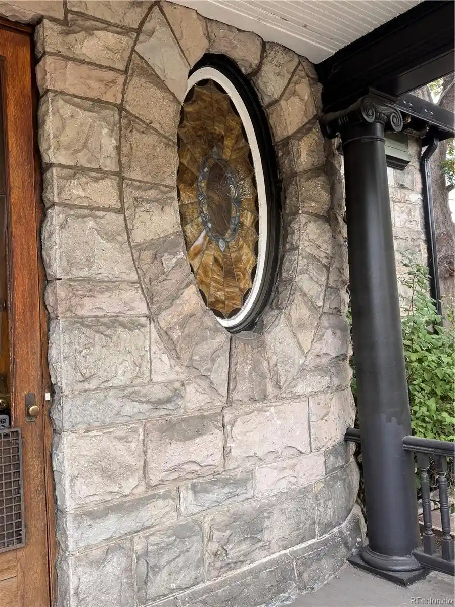 Photo 2 of Single family home for sale at 1516 Vine St, Denver, CO 80206 | MLS# 4315451 | Listing updated on 2026-10-24