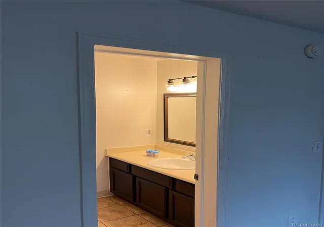 Photo 11 of Single family home for sale at 1020 S Zeno Way, Aurora, CO 80017 | MLS# 7205862 | Listing updated on 2026-10-12