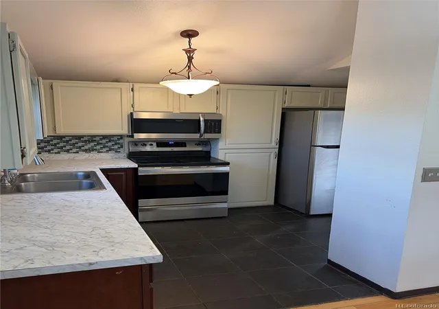Photo 1 of Single family home for sale at 1020 S Zeno Way, Aurora, CO 80017 | MLS# 7205862 | Listing updated on 2026-09-23