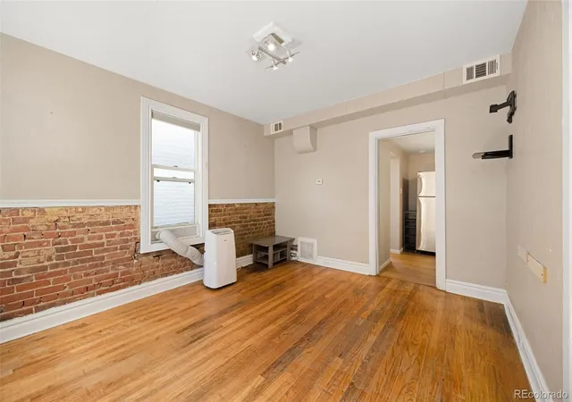Photo 4 of Single family home for sale at 4025 Alcott St, Denver, CO 80211 | MLS# 9146535 | Listing updated on 2026-09-23