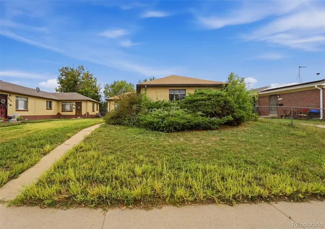 Photo 3 of House for sale at 5110 E Thrill Pl, Denver, CO 80207 | MLS# 6583834 | Listing updated on 2026-09-25
