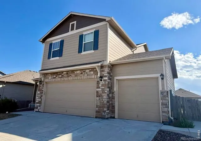Photo 2 of Single family home for sale at 1675 Highfield Dr, Windsor, CO 80550 | MLS# IR1069255 | Listing updated on 2026-09-24