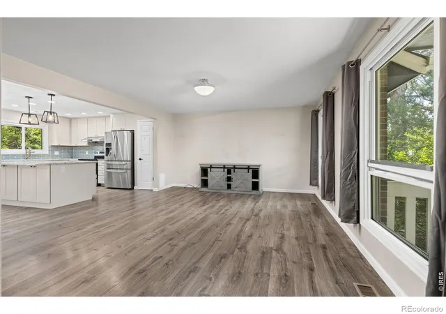 Photo 4 of Single family home for sale at 7120 Eldridge Ct, Arvada, CO 80004 | MLS# IR1069260 | Listing updated on 2026-09-24