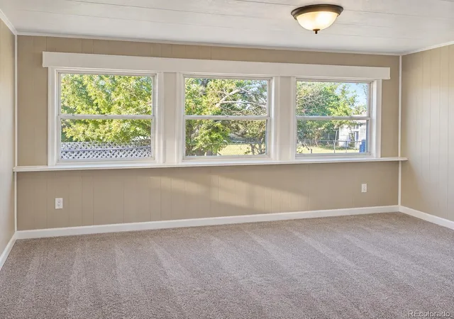 Photo 4 of Manufactured home for sale at 420 E 57th Street, Loveland, CO 80538 | MLS# 8726966 | Listing updated on 2026-09-23