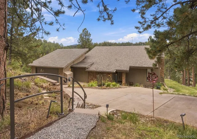 Photo 2 of Single family home for sale at 2951 Olympia Ln, Evergreen, CO 80439 | MLS# 4929863 | Listing updated on 2026-10-04