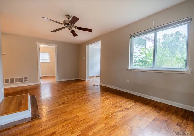 Photo 4 of Sale Pending at 4775 S Elati St, Englewood, CO 80110 | MLS# 5492105 | Listing updated on 2026-10-02