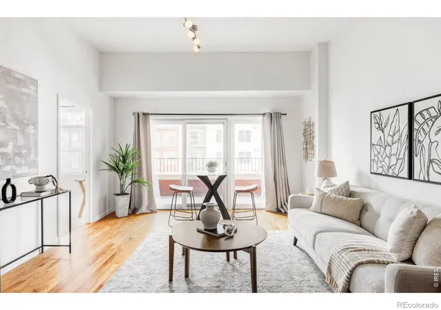 Photo 4 of Condo for sale at 1950 N Logan St #1013, Denver, CO 80203 | MLS# IR1069269 | Listing updated on 2026-09-24