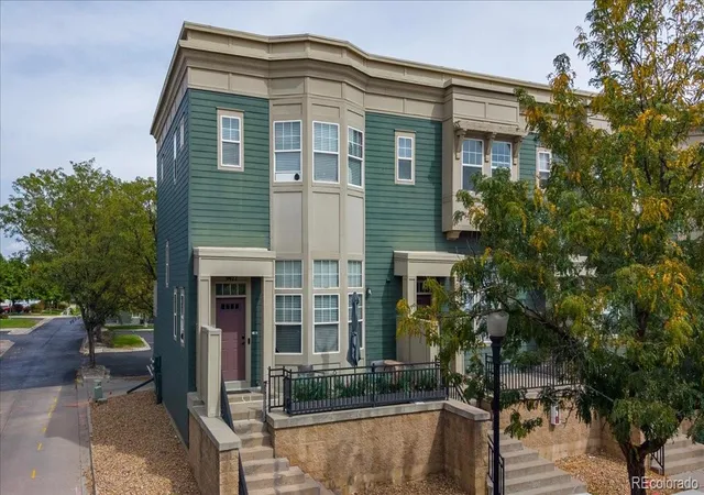 Photo 2 of Townhouse for sale at 9477 Longs Peak Dr, Commerce City, CO 80640 | MLS# 6534117 | Listing updated on 2026-09-25