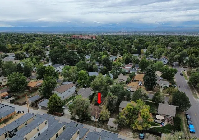 Photo 3 of Single family home for sale at 2320 S Williams St, Denver, CO 80210 | MLS# 9839971 | Listing updated on 2026-10-07