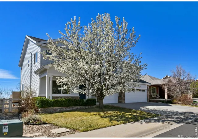 Photo 3 of Single family home for sale at 3242 Sedgwick Cir, Loveland, CO 80538 | MLS# IR1069281 | Listing updated on 2026-09-23
