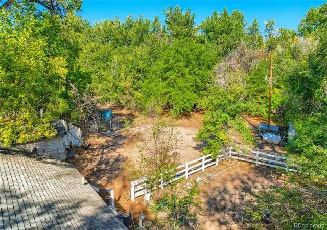 Photo 4 of Sale Pending at 31707 Eastman Park Dr, Windsor, CO 80550 | MLS# 8599029 | Listing updated on 2026-10-02