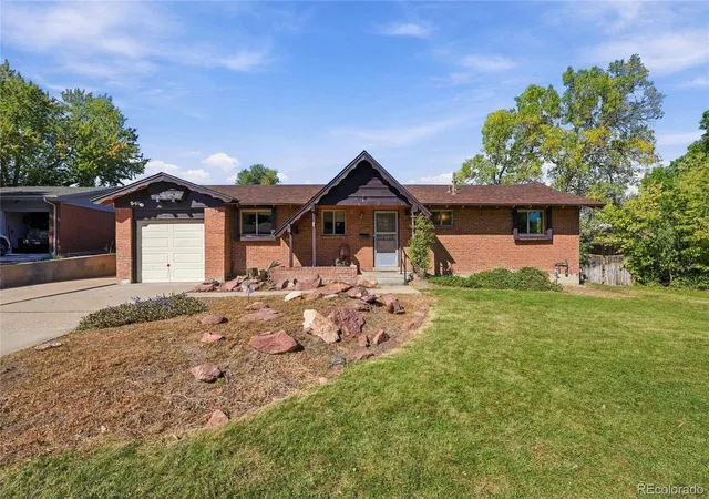 Single family home for sale at 7209 S Lincoln Way, Centennial, CO 80122 | MLS# 5163218