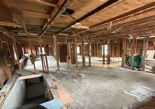 Photo 3 of Single family home for sale at 4185 Vrain St, Denver, CO 80212 | MLS# 7420890 | Listing updated on 2026-09-23