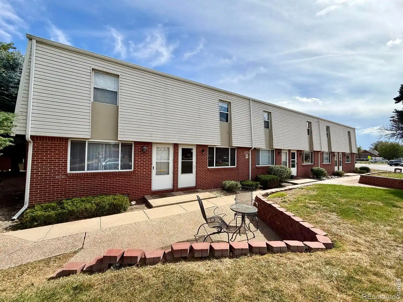 Listing Photo 2 - Condo for sale in 221 Chestnut St located at 221 Chestnut St, Windsor, CO 80550 - Unit #D2