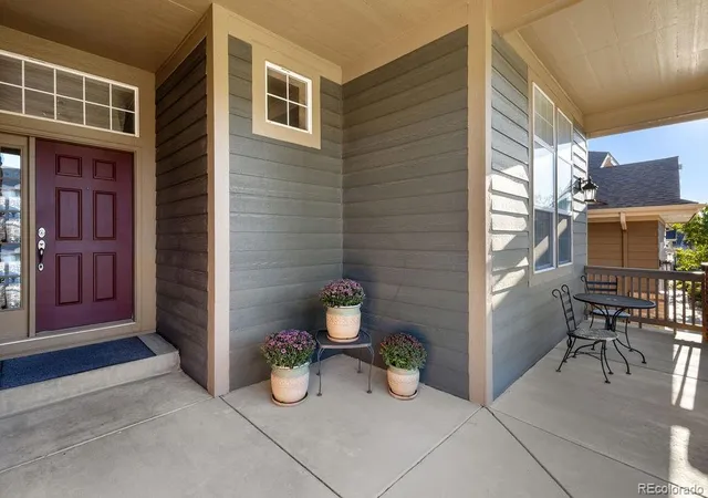 Photo 3 of Single family home for sale at 10553 Cross Country Ln, Littleton, CO 80125 | MLS# 2596525 | Listing updated on 2026-10-02