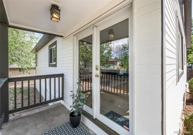 Photo 3 of Single family home for sale at 9525 W 11th Avenue, Lakewood, CO 80215 | MLS# 7058373 | Listing updated on 2026-09-27