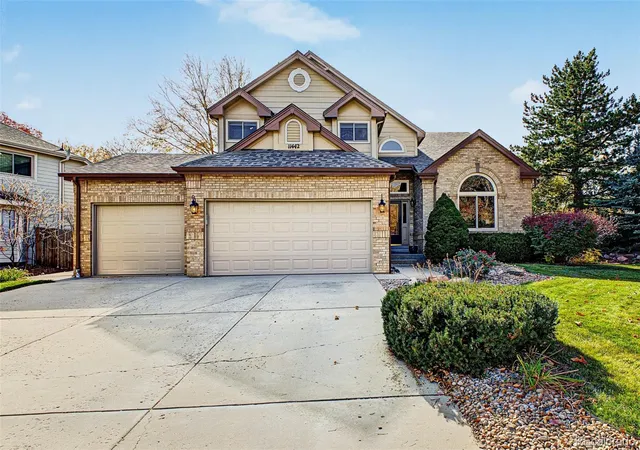 Photo 1 of Single family home for sale at 11442 W Roxbury Pl, Littleton, CO 80127 | MLS# 8164172 | Listing updated on 2026-10-30