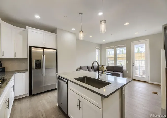 Photo 4 of Single family home for sale at 5051 S Queen Ct, Littleton, CO 80127 | MLS# 4710188 | Listing updated on 2026-09-26