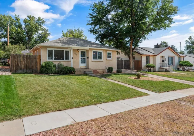 Photo 3 of Single family home for sale at 641 Glen Eyrie Cir, Colorado Springs, CO 80904 | MLS# 9001361 | Listing updated on 2026-10-04