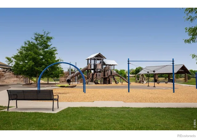 Photo 4 of Single family home for sale at 3011 Westcliff Ct, Loveland, CO 80538 | MLS# IR1069297 | Listing updated on 2026-09-26