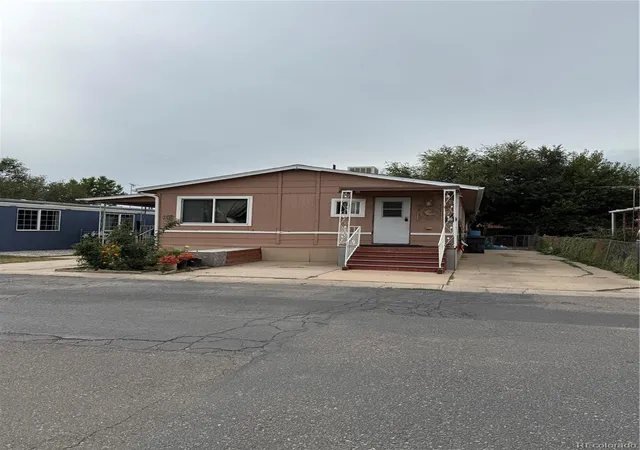Manufactured home for sale at 1831 Bounty St, Aurora, CO 80011 | MLS# 7508092