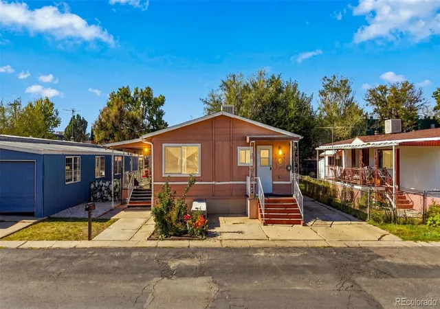 Photo 1 of Manufactured home for sale at 1831 Bounty St, Aurora, CO 80011 | MLS# 7508092 | Listing updated on 2026-10-17