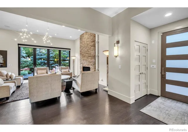 Photo 4 of Single family home for sale at 350 15th Street, Boulder, CO 80302 | MLS# IR1069309 | Listing updated on 2026-09-25