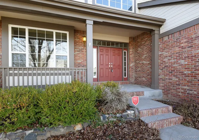 Photo 2 of Single family home for sale at 18119 E Caley Cir, Aurora, CO 80016 | MLS# 8631828 | Listing updated on 2026-10-10