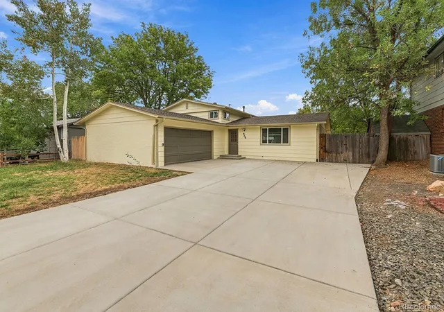Photo 4 of Single family home for sale at 966 E 8th Avenue, Broomfield, CO 80020 | MLS# 8648549 | Listing updated on 2026-09-24