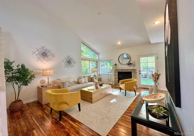 Photo 3 of Single family home for sale at 4824 Hopkins Pl, Boulder, CO 80301 | MLS# IR1069313 | Listing updated on 2026-09-25