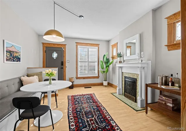 Single family home for sale at 953 S Washington St, Denver, CO 80209 | MLS# 5424133 | Listing updated on 2026-10-07