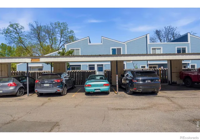 Photo 4 of Townhouse for sale at 3005 Ross Dr #T3, Fort Collins, CO 80526 | MLS# IR1069315 | Listing updated on 2026-09-28