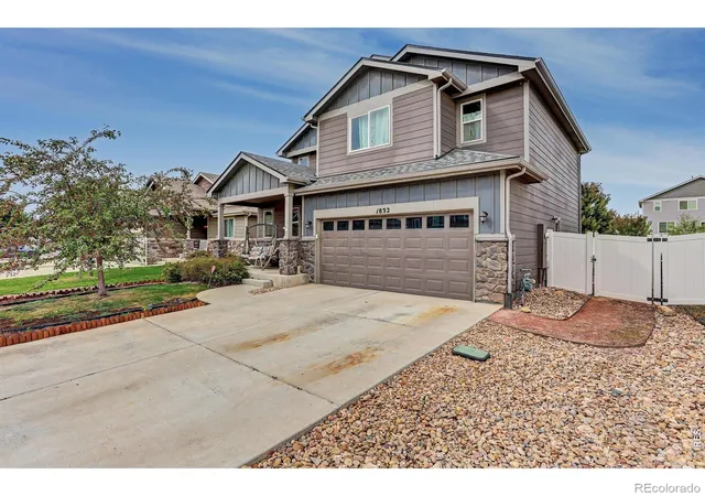 Photo 3 of Single family home for sale at 1832 Ruddlesway Dr, Windsor, CO 80550 | MLS# IR1069318 | Listing updated on 2026-10-06