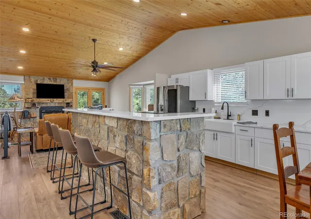 Photo 3 of Single family home for sale at 1750 Pawnee Pkwy, Elizabeth, CO 80107 | MLS# 2202034 | Listing updated on 2026-09-25