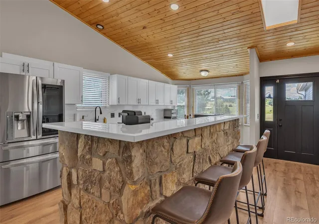 Photo 4 of Single family home for sale at 1750 Pawnee Pkwy, Elizabeth, CO 80107 | MLS# 2202034 | Listing updated on 2026-09-25