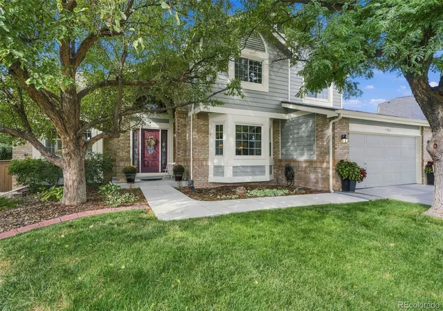 Photo 3 of Single family home for sale at 1982 Ashleigh Ct, Highlands Ranch, CO 80126 | MLS# 6072891 | Listing updated on 2026-09-29